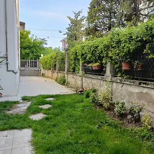 Chez Mavipagi , Verona Italia